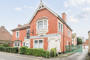 Photo 1- click for photo gallery